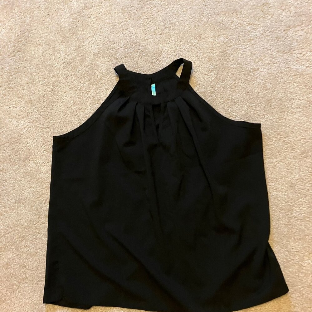 ExclusiveLMSM Sleeveless top